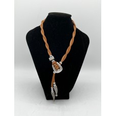 Girocollo con fibbietta - intreccio a mano Light Brown