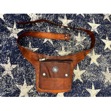 Borsello con cintura in pelle lavorazione artigianale Borsello con cintura in pelle lavorazione artigianale