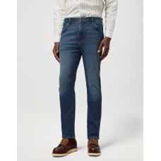 Jeans Wrangler Larston Marine Tint FREE TO STRETCH Jeans Wrangler Larston Marine Tint FREE TO STRETCH
